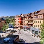 Breckenridge 2 Bedroom Condo at main St. Station walk to Gondola Colorado