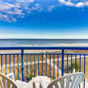 Beachfront Condo w Balcony in Myrtle Beach