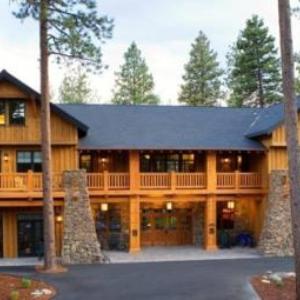 FivePine Lodge