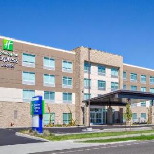 Holiday Inn Express and Suites Union Gap- Yakima Area