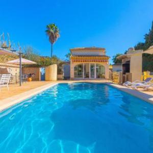 Villa Baladrar Way by Abahana Villas