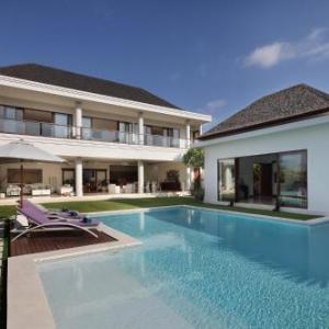 Villa Istana Putih by Maheswara