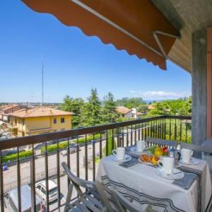 Casa dei Quadri - Lake View Apartment with Balcony - Happy Rentals