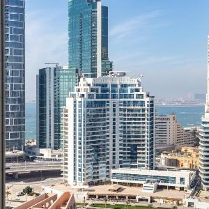 Cozy And Dazzling 1BR in Dubai Marina
