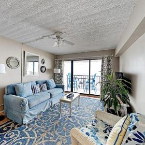 New Listing! Remodeled Beach-View Retreat With Pool Condo