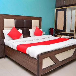 Stay at Mayank and Get Free Airport Drop