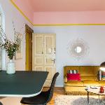 Design and Art Deco Apartment with Balcony Heart of Berlin