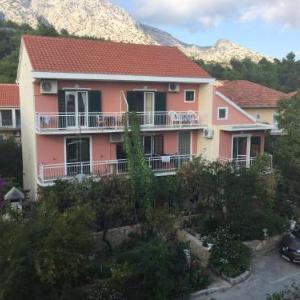 Apartments with parking space Orebic Peljesac - 15086