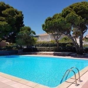 Villa T3 Mezzanine avec Piscine Terrasse et Parking Privé 5 min de la Plage - Narbonne - FR-1-409-37