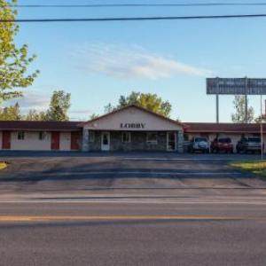 SUNY Oswego Hotels - Red Carpet Inn Pulaski