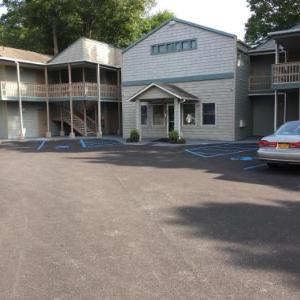 Hotels near SUNY Oneonta - Town House Inn