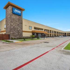 Americas Best Value Inn & Suites Houston at Hwy 6