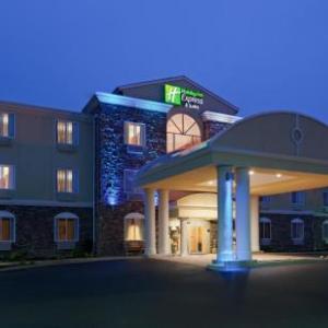 Holiday Inn Express Hotel & Suites Swansea