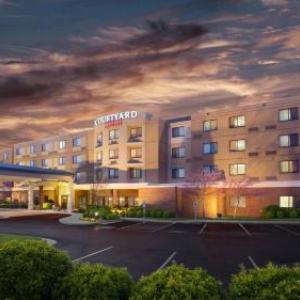 Courtyard by Marriott Fayetteville