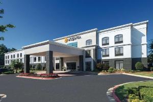 La Quinta by Wyndham Kennesaw, Kennesaw