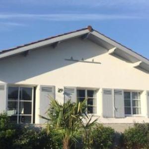 CAPBRETON entre centre et plage Villa DEUMIER avec piscine 12 personnes #0606