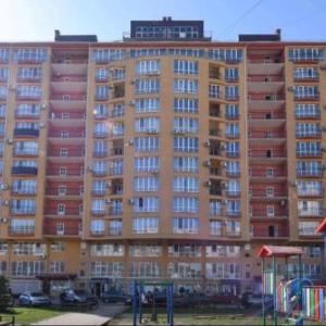 Sunlit Central Apartments