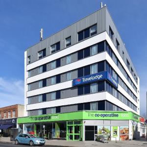 Travelodge London Raynes Park