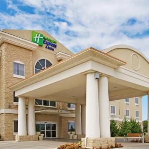 Holiday Inn Express Vernon College Area Highway 287