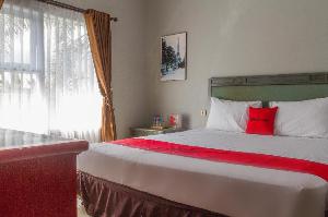 RedDoorz Plus @ Otista Garut, Garut