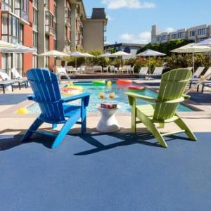 Hotels near Great Meadow At Fort Mason - Hotel Caza Fishermans Wharf