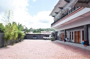 RedDoorz near Universitas Pattimura Ambon, Ambon