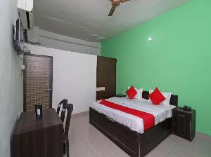 OYO 36723 Hotel Metro, Faridabad