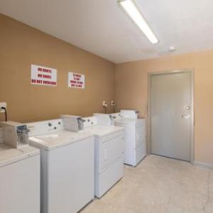 Budget Inn & Suites Baton Rouge