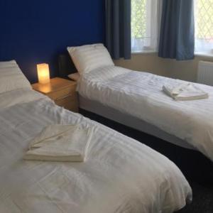 Southend Central Hotel - Close to Beach City Centre Train Station & Southend Airport