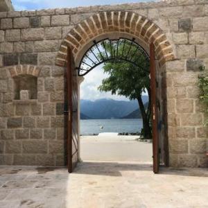 Stone House 264 Beachfront Villa with Private Beach