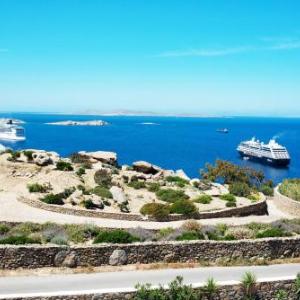 Mykonos Petra Suites & Rooms
