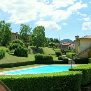 Luxurious Cottage in Lierna with Swimming Pool