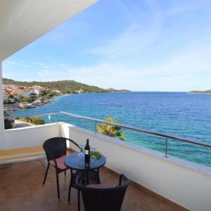 Apartment Galeb - ROZ100-1