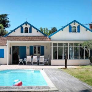 Holiday Home L'Oiseau Bleu - SUL400