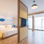 Atour Hotel Taizhou Linhai