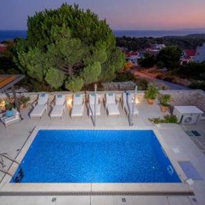 Villa Moderna Family Friendly