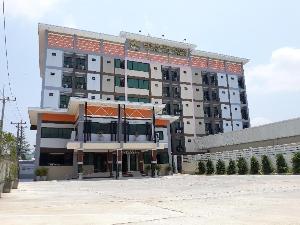 Phetlada Pavilion & Resort, Lopburi