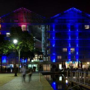 Holiday Inn Express Paris-Canal De La Villette