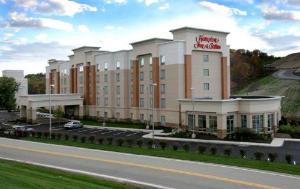 Hampton Inn & Suites Pittsburgh-Meadow Lands, Washington