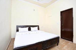 SPOT ON 40266 Hotel Krishna Cottage, Chandigarh