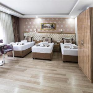 Grand Bagoz Hotel