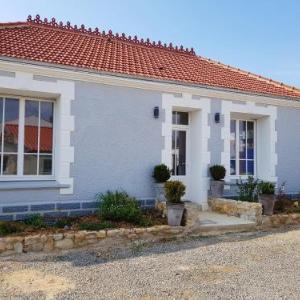 House with 2 bedrooms in Olonne sur Mer with enclosed garden 2 km from the beach