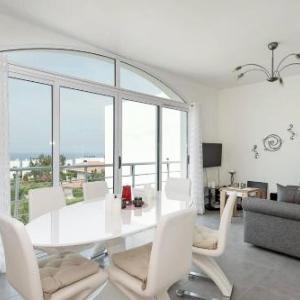 Joya Cyprus Moonlight Penthouse Apartment