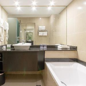 Holiday Inn Johannesburg Sunnyside Park By IHG
