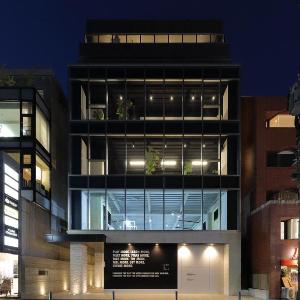 H Hotel