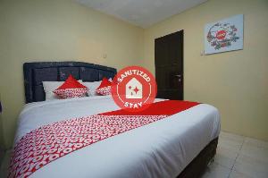Vaccinated Staff-OYO 927 Carina Hotel, Trawas