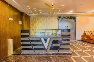 OYO 36823 Hotel Vamsee Empire, Kondapur