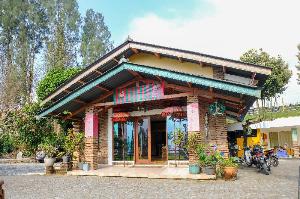RedDoorz near STAB Syailendra Kopeng, Salatiga