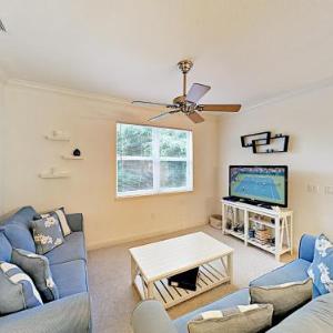 New Listing! Townhome Near Beach With Pool & Balcony Townhouse