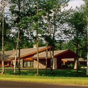 Whitetail Lodge